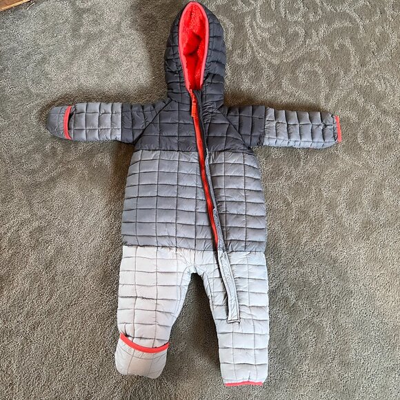 SNOZU Gray Quilted Puffer One-Piece Snowsuit Fleece Lined Size 18 Mo - Picture 1 of 7